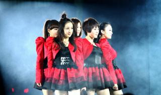 青春美少女组合图片 青春美少女组合图片