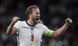 英格兰联赛杯冠军奖杯 英格兰联赛杯冠军奖杯